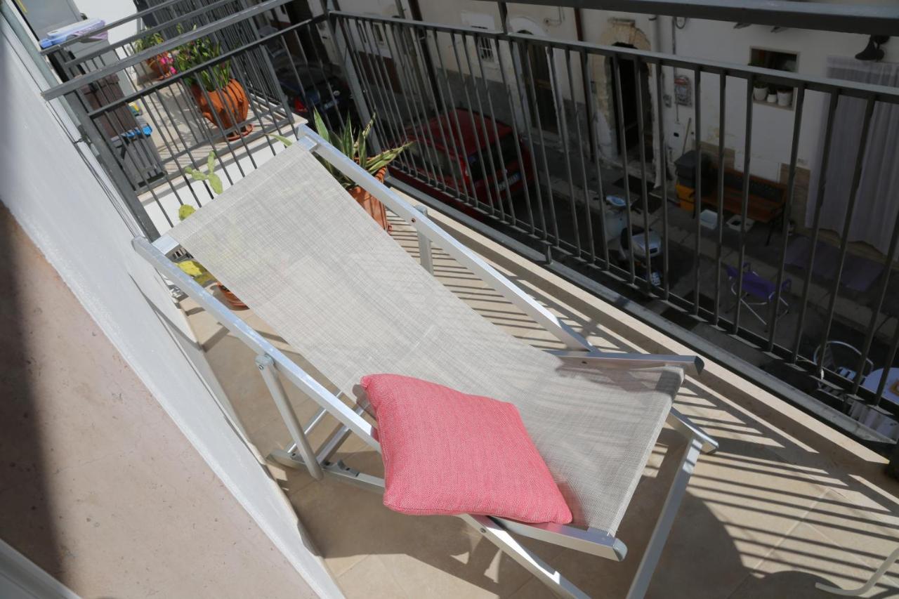Madreselva Apartment Пешичи Екстериор снимка